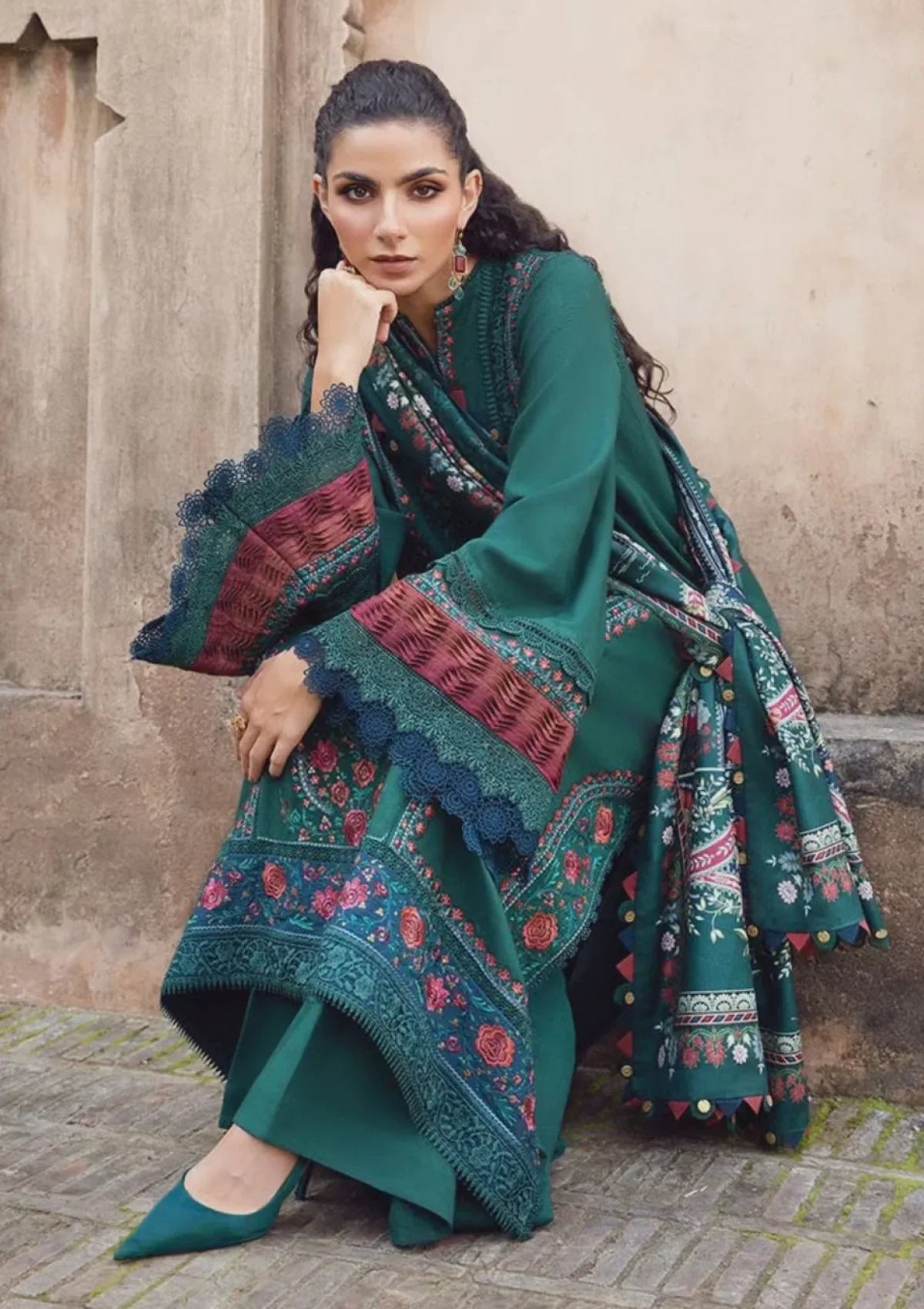 Mohagni - Winter 3PC Dhanak Embroidered Suit - VL1136