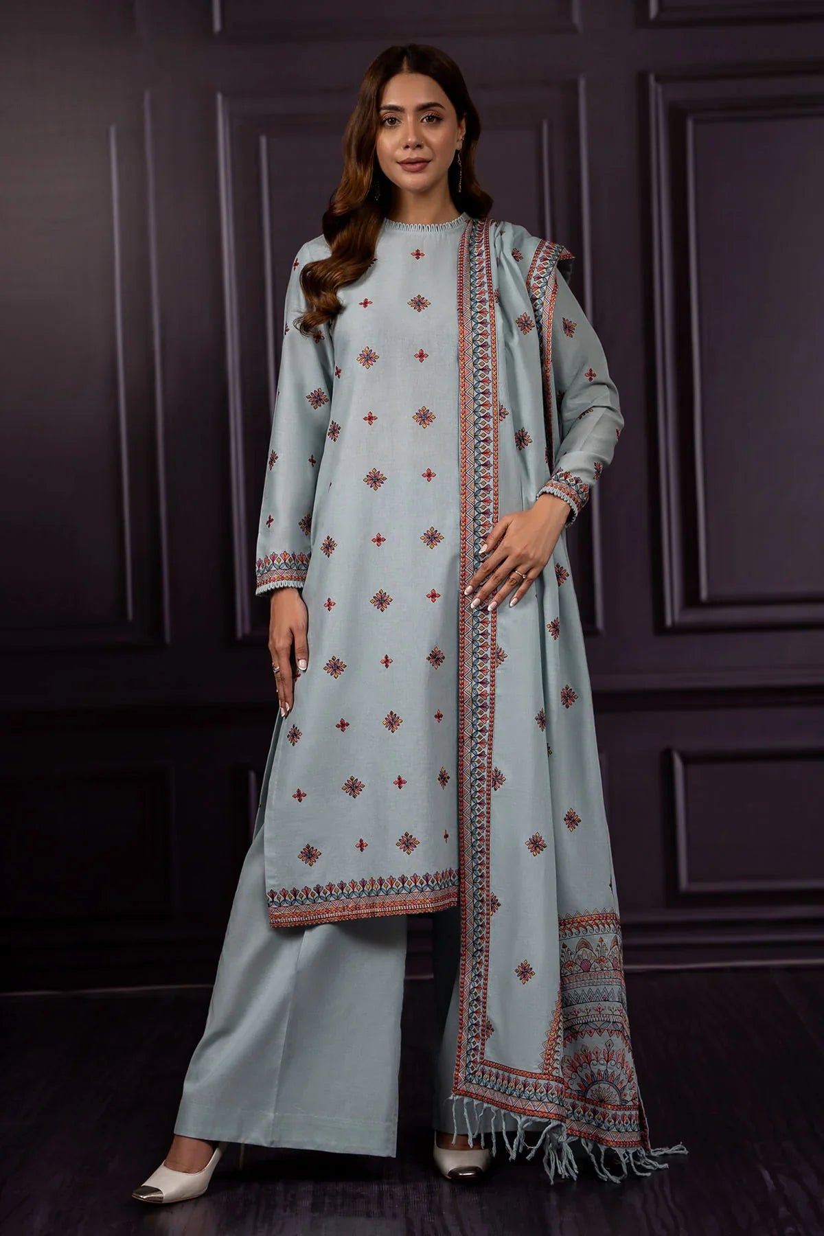 Asim Jofa - Winter 3PC Dhanak Embroidered Suit - VL1165