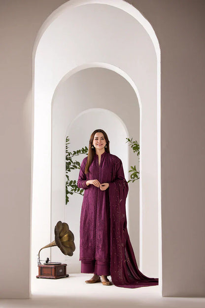 Sobia Nazir - Winter 3PC Dhanak Embroidered Suit - VL1117