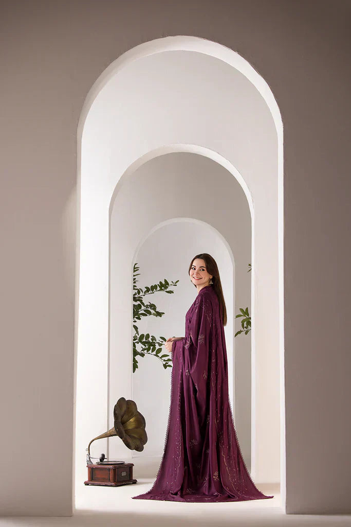 Sobia Nazir - Winter 3PC Dhanak Embroidered Suit - VL1117