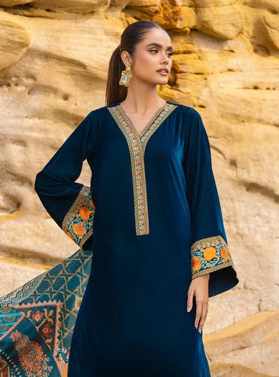 Zainab Chottani - Velvet Dress with Printed Karandi shawl - VL950