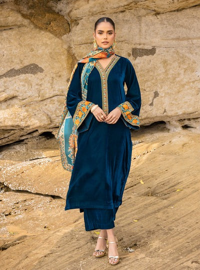 Zainab Chottani - Velvet Dress with Printed Karandi shawl - VL950