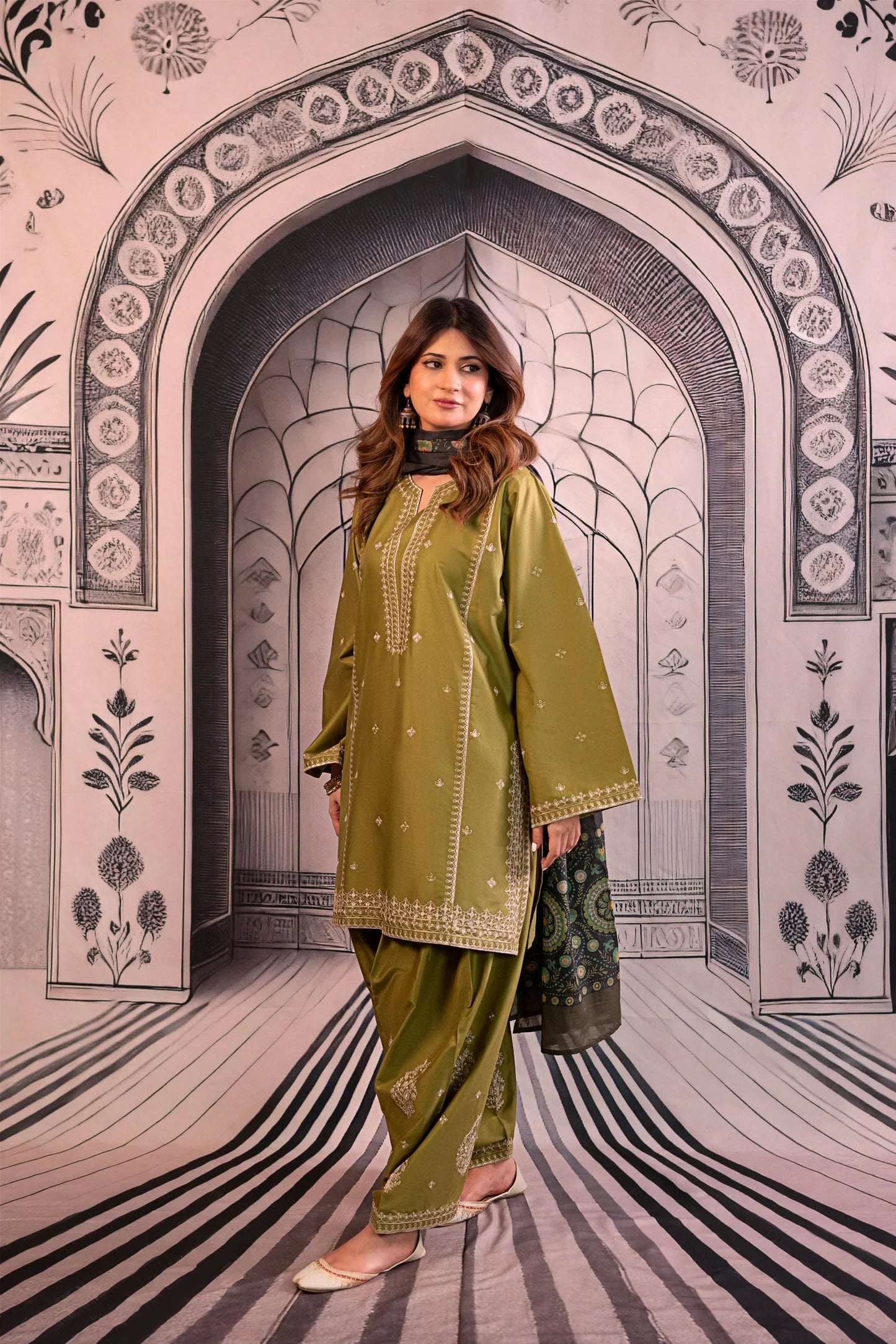 URGE-3PC DHANAK EMBROIDERED SUIT - VL1131