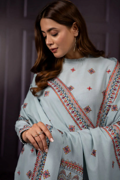 Asim Jofa - Winter 3PC Dhanak Embroidered Suit - VL1165