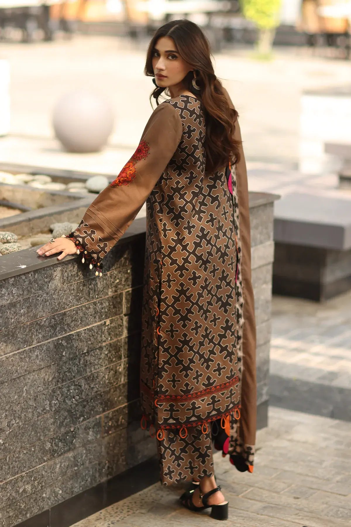 Asim Jofa - Winter 3PC Karandi Digital Print Dress - VL1221