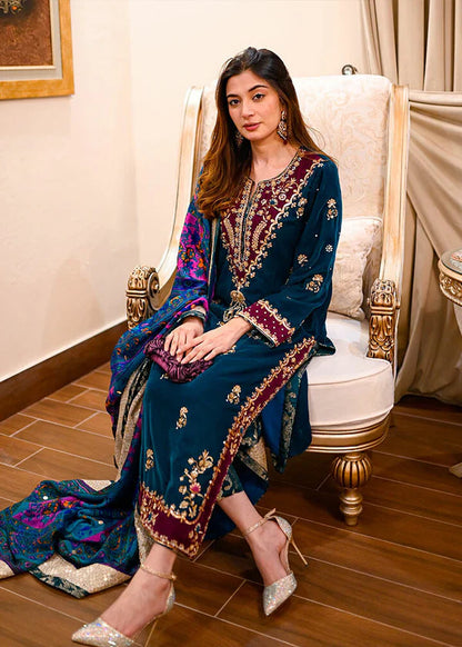 Veezal - Embroidered Velvet Dress with Wool Shawl - VL989